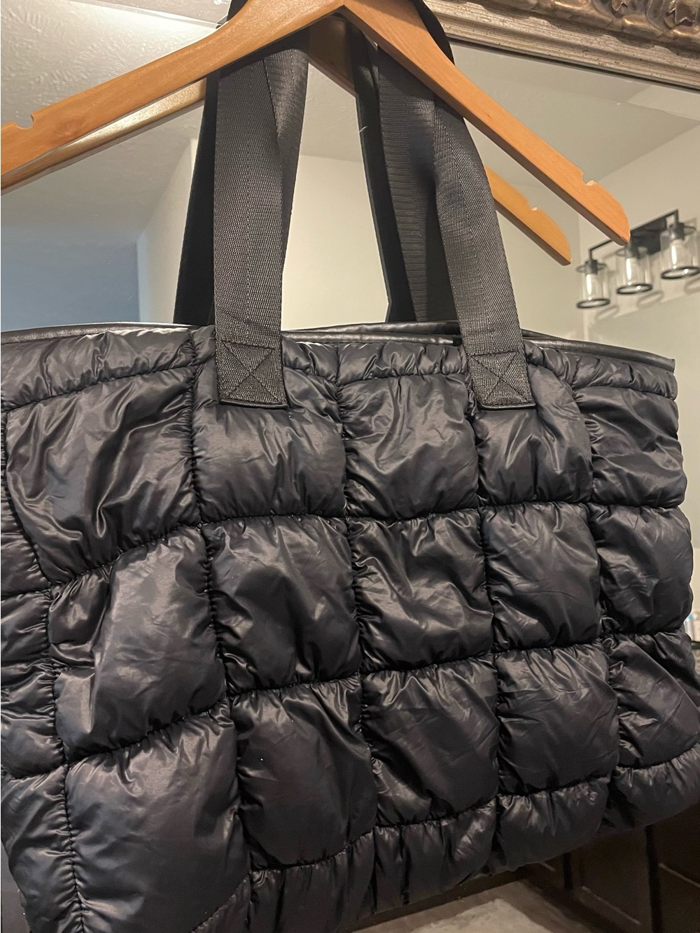 Boutique- Puffer Quilted Tote Bag in Black